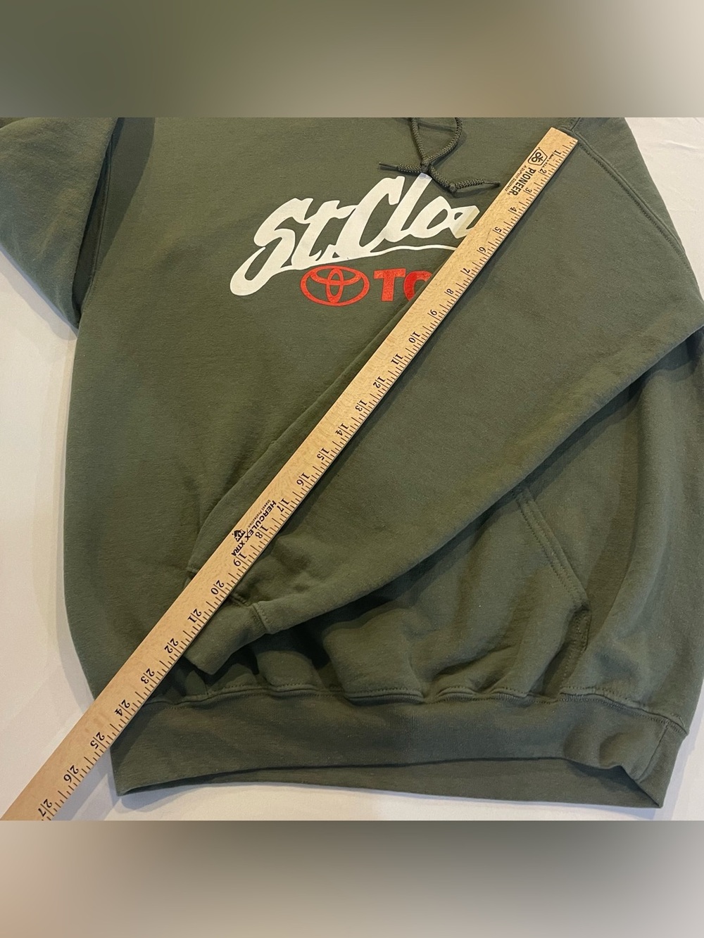 St Cloud Toyota Enthusiasts Minnesota Car Culture Pullover Hoodie Size M - Picture 6 of 8